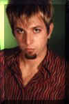 chris.jpg (4893 bytes)